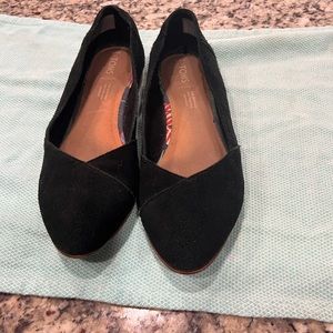 Size 8.5 Tom’s flats